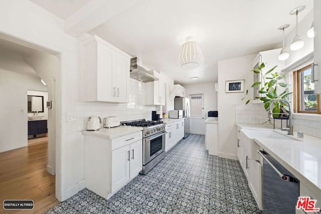 9051 Dicks Street, West Hollywood, CA 90069