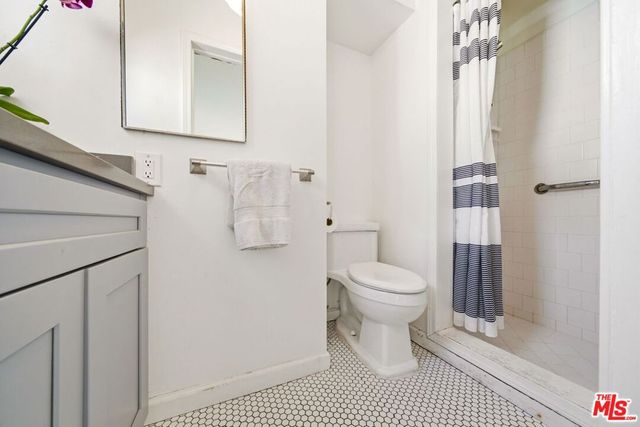 9051 Dicks Street, West Hollywood, CA 90069