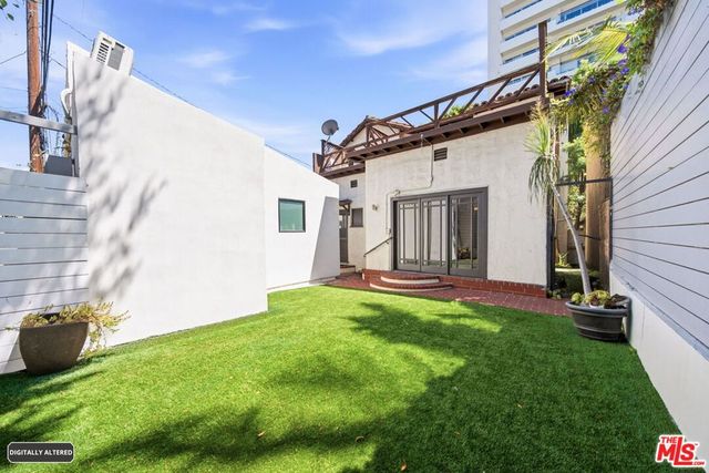9051 Dicks Street, West Hollywood, CA 90069