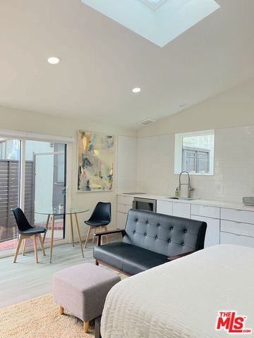 9051 Dicks Street, West Hollywood, CA 90069