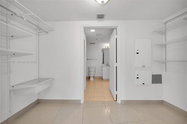 1750 N Bayshore Dr 2804, Miami, FL 33132