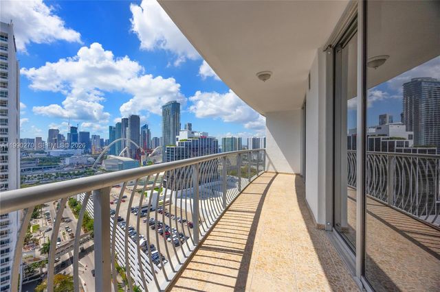 1750 N Bayshore Dr 2804, Miami, FL 33132