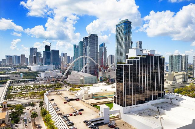 1750 N Bayshore Dr 2804, Miami, FL 33132