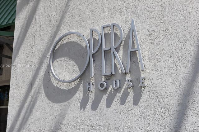 1750 N Bayshore Dr 2804, Miami, FL 33132