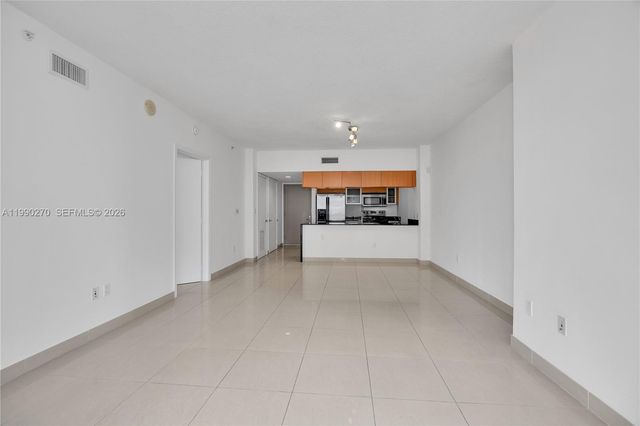 1750 N Bayshore Dr 2804, Miami, FL 33132