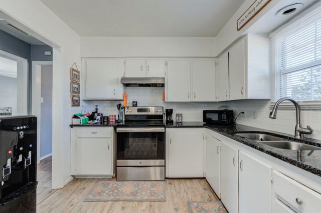 4503 45th Street, Lubbock, TX 79414