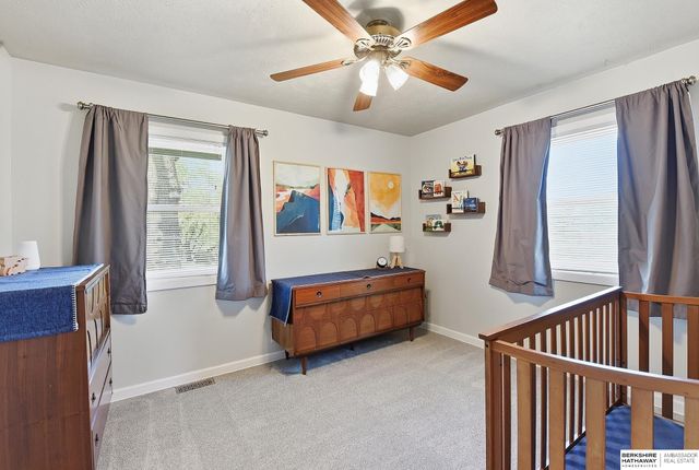 9906 Evans Street, Omaha, NE 68134