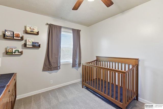 9906 Evans Street, Omaha, NE 68134
