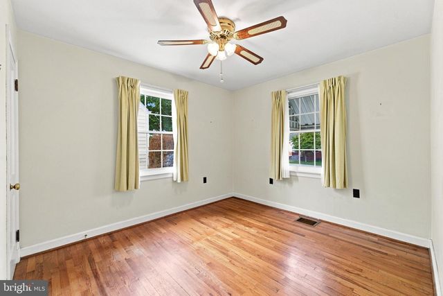12 N PURCELL AVE, Winchester, VA 22601