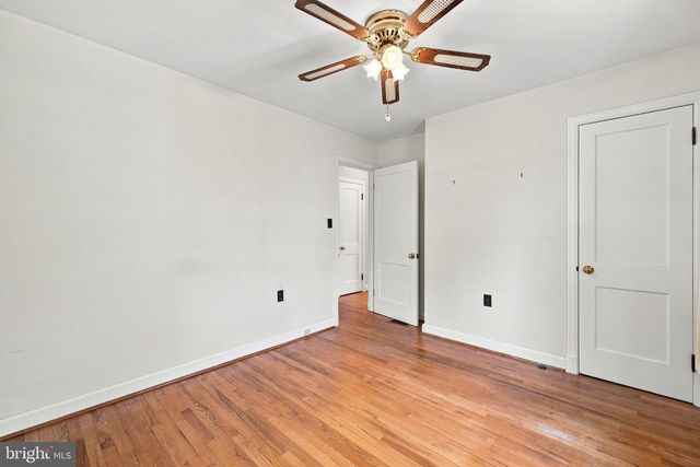 12 N PURCELL AVE, Winchester, VA 22601