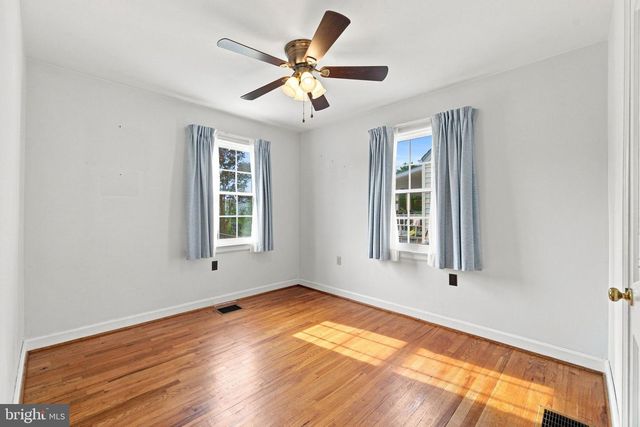 12 N PURCELL AVE, Winchester, VA 22601