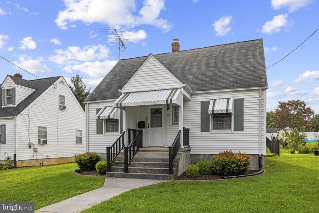 12 N PURCELL AVE, Winchester, VA 22601