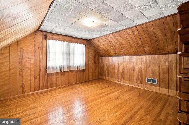 12 N PURCELL AVE, Winchester, VA 22601