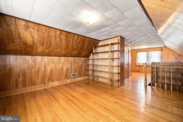 12 N PURCELL AVE, Winchester, VA 22601