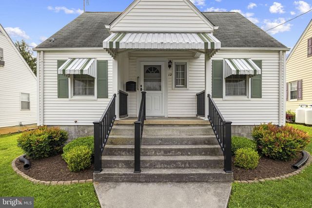 12 N PURCELL AVE, Winchester, VA 22601