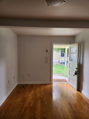 206 E 34th ST C, Austin, TX 78705