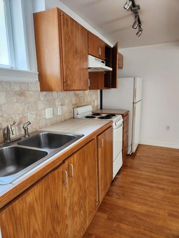 206 E 34th ST C, Austin, TX 78705