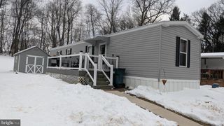 4 LIBERTY HILL CT, New Providence, PA 17560