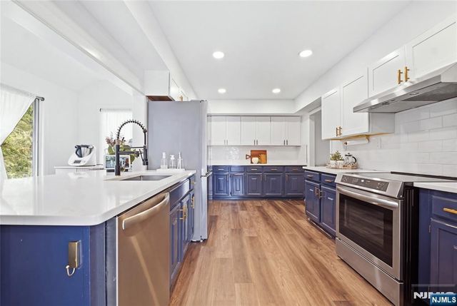 143 Veazy Street, North Caldwell, NJ 07006