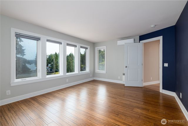 2142 Island Drive NW, Olympia, WA 98502