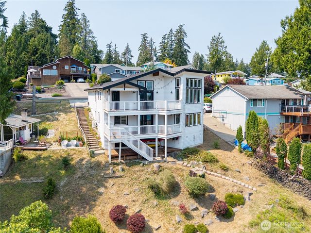 2142 Island Drive NW, Olympia, WA 98502