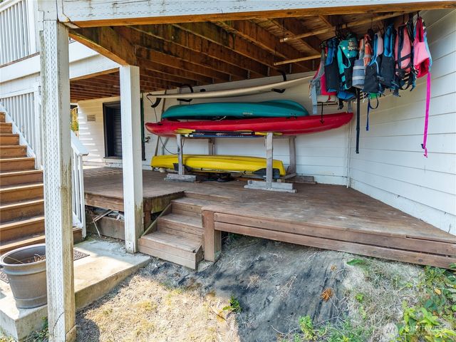 2142 Island Drive NW, Olympia, WA 98502