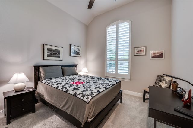 4109 Hawthorn Drive, Aubrey, TX 76227