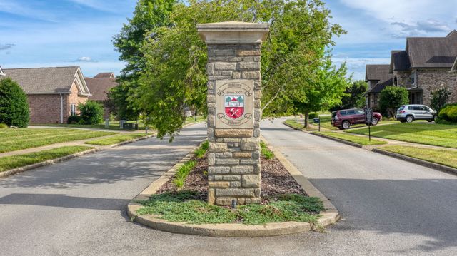216 Hutchins Camp Trce, Clarksville, TN 37043
