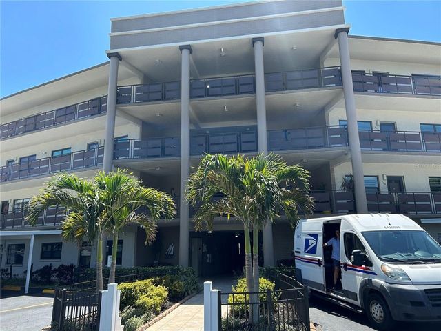 6190 80TH STREET N 204, St Petersburg, FL 33709