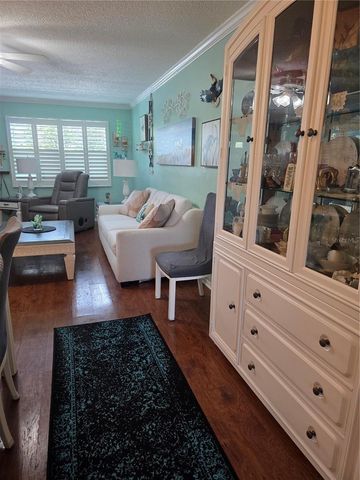 6190 80TH STREET N 204, St Petersburg, FL 33709