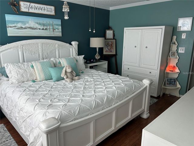 6190 80TH STREET N 204, St Petersburg, FL 33709