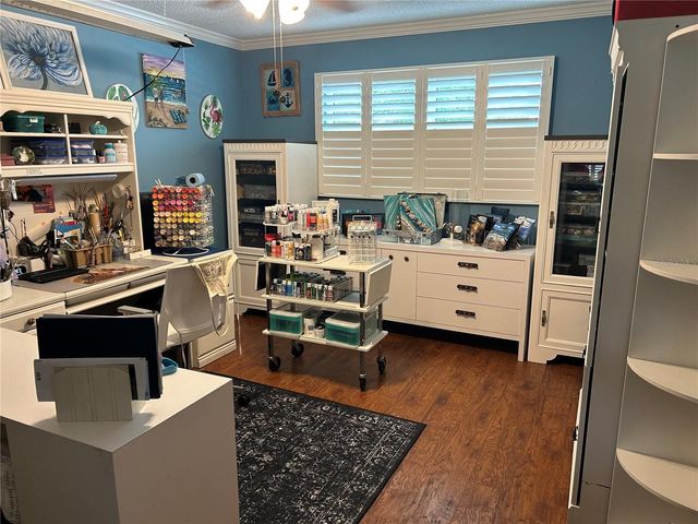 6190 80TH STREET N 204, St Petersburg, FL 33709