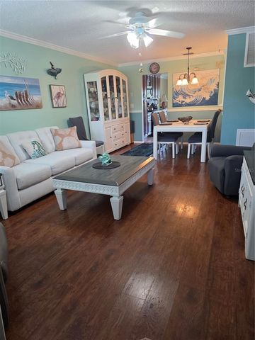 6190 80TH STREET N 204, St Petersburg, FL 33709