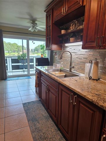 6190 80TH STREET N 204, St Petersburg, FL 33709