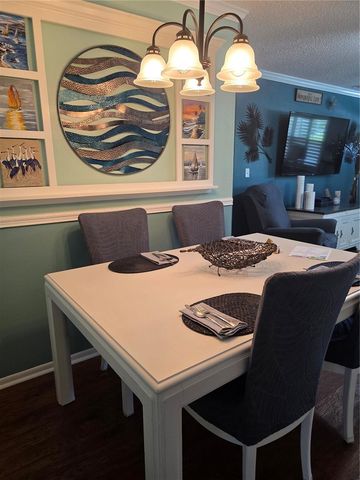 6190 80TH STREET N 204, St Petersburg, FL 33709