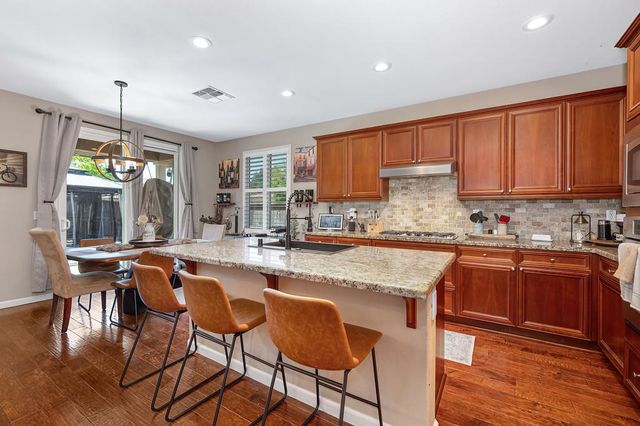801 Turner Pl, Lincoln, CA 95648