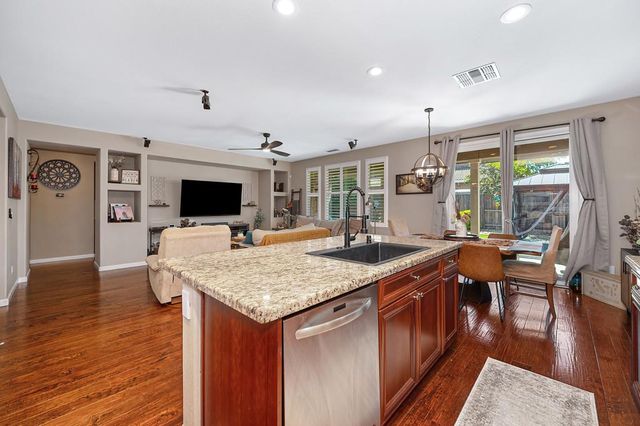 801 Turner Pl, Lincoln, CA 95648