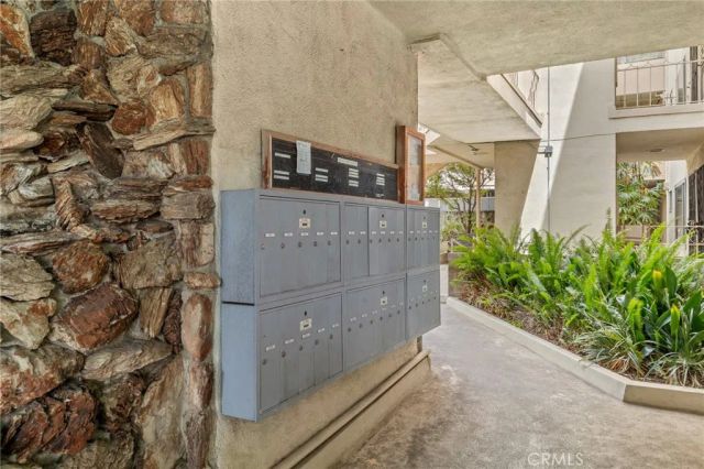 330 N Howard Street 201, Glendale, CA 91206