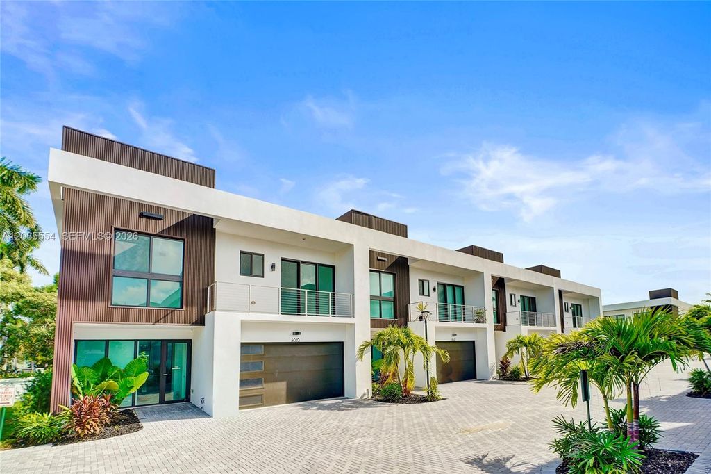 4616 SW 32nd Avenue A1, Dania Beach, FL 33312