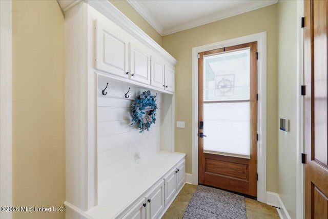 180 Crossview Place, Brandon, MS 39047