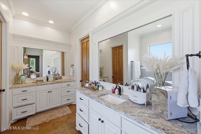180 Crossview Place, Brandon, MS 39047