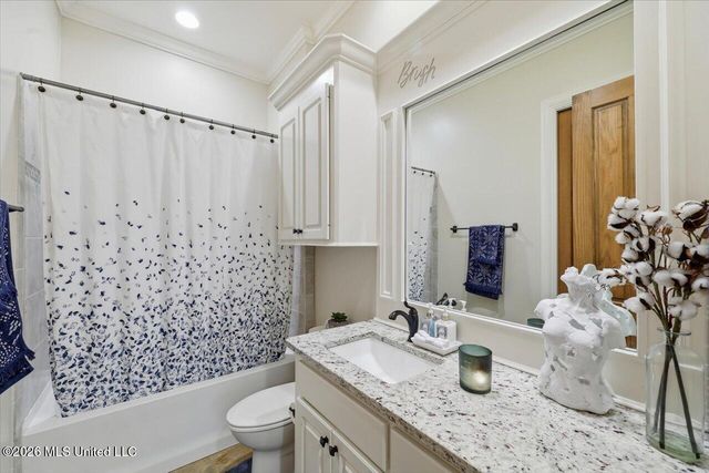 180 Crossview Place, Brandon, MS 39047