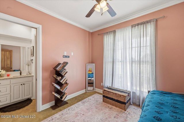 180 Crossview Place, Brandon, MS 39047