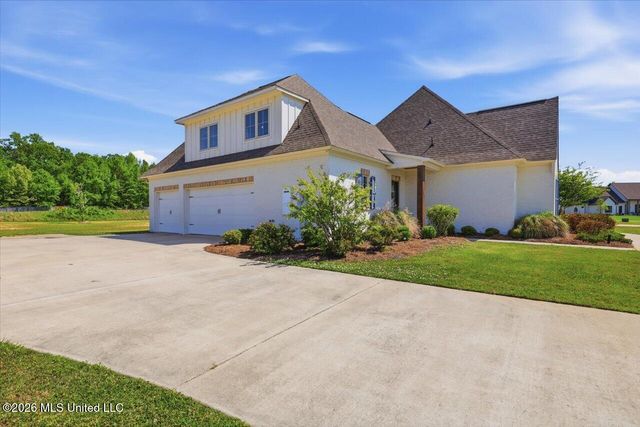 180 Crossview Place, Brandon, MS 39047