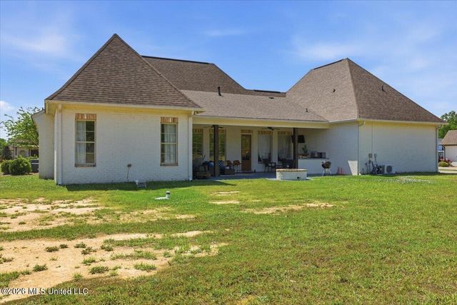 180 Crossview Place, Brandon, MS 39047