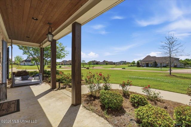180 Crossview Place, Brandon, MS 39047