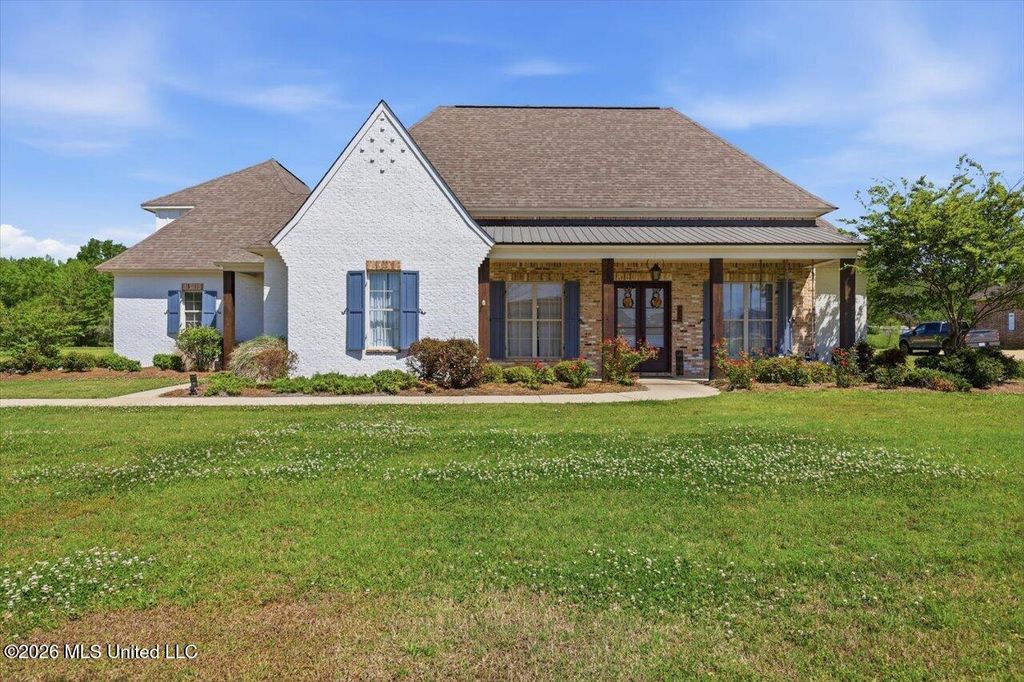 180 Crossview Place, Brandon, MS 39047