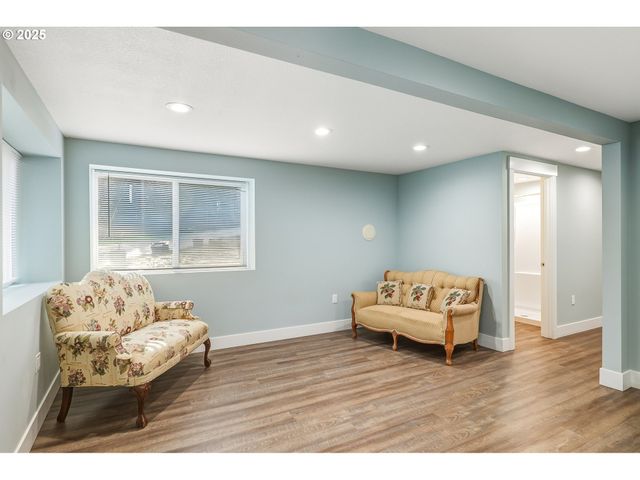 29201 Se HILLYARD Dr, Boring, OR 97009