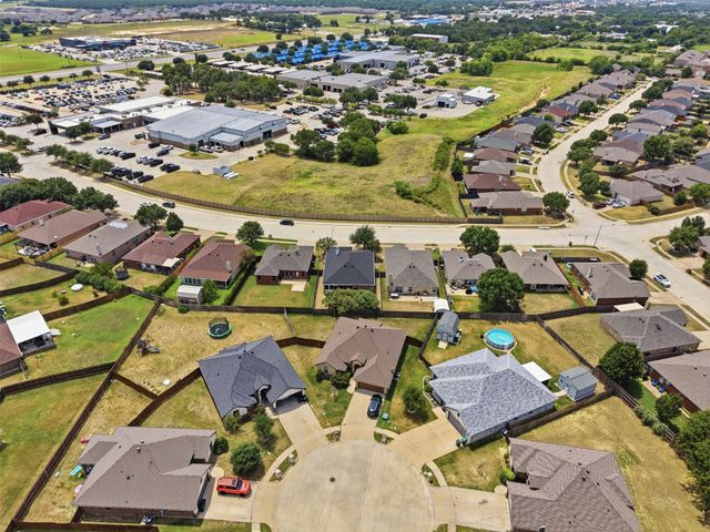 213 Sardius Boulevard, Granbury, TX 76049