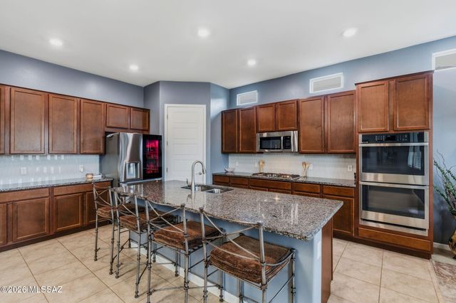 10955 W Radcliff Drive, Marana, AZ 85653